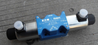 VICKERS����ʿ늴��yDG4V-5-6CJ-MU-H6-20�F؛